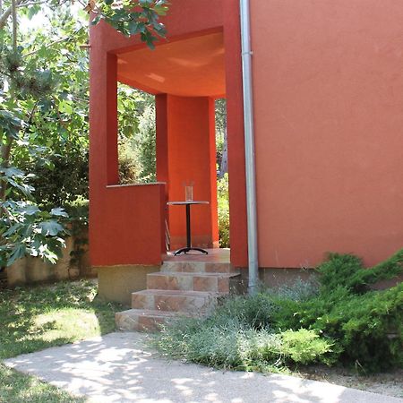 Apartments Isabela Baska  Bagian luar foto